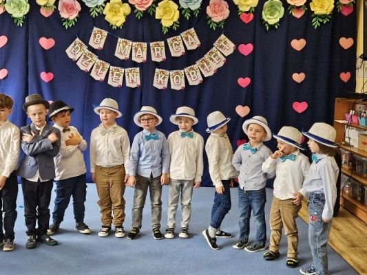 Grafika #64: 08.03.2024 Dzień Kobiet w naszym przedszkolu