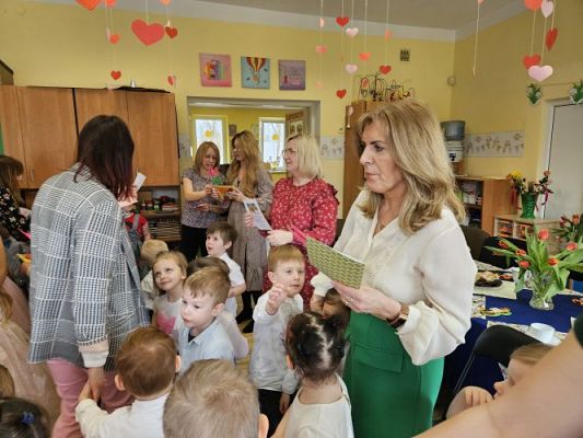 Grafika #69: 08.03.2024 Dzień Kobiet w naszym przedszkolu