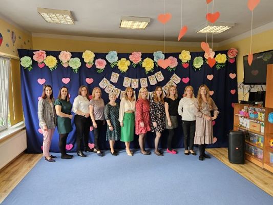 Grafika #96: 08.03.2024 Dzień Kobiet w naszym przedszkolu