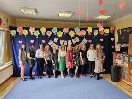 Grafika #97: 08.03.2024 Dzień Kobiet w naszym przedszkolu