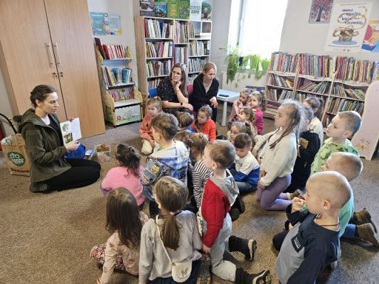 Grafika #10: 06.03.2024 Warsztaty edukacyjne "Nie bój żaby! Edukacja o płazach" - Gr III