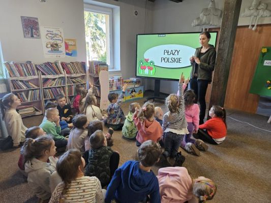 Grafika #25: 06.03.2024 Warsztaty edukacyjne "Nie bój żaby! Edukacja o płazach" - Gr III