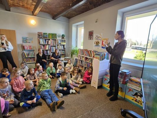 Grafika #29: 06.03.2024 Warsztaty edukacyjne "Nie bój żaby! Edukacja o płazach" - Gr III