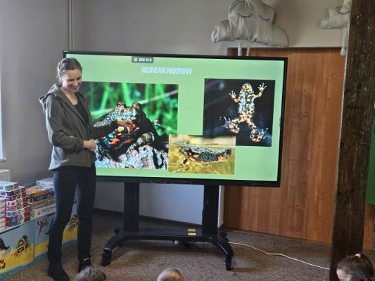 Grafika #44: 06.03.2024 Warsztaty edukacyjne "Nie bój żaby! Edukacja o płazach" - Gr III