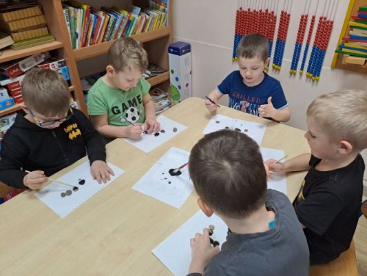 Grafika #3: 29.02.2024 Spotkanie z malarką artystką .