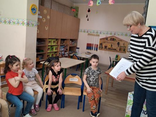 Grafika #14: 29.02.2024 Spotkanie z malarką artystką .