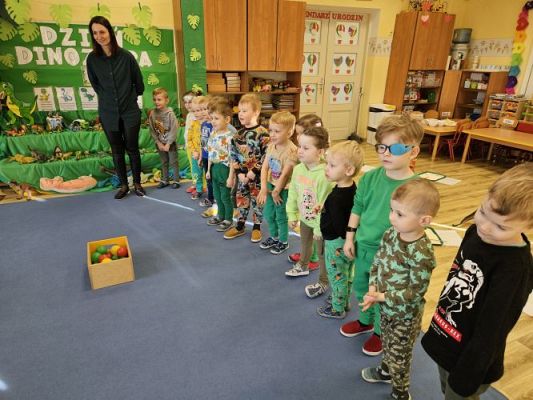 Grafika #25: 26.02.2024 Dzień Dinozaura - gr I
