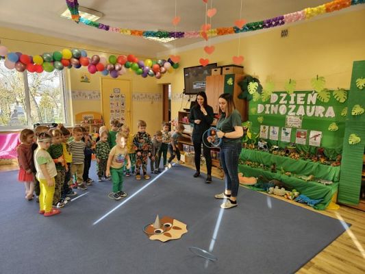 Grafika #37: 26.02.2024 Dzień Dinozaura - gr I