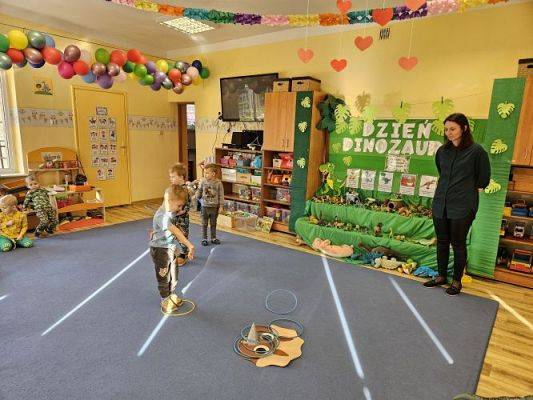 Grafika #45: 26.02.2024 Dzień Dinozaura - gr I