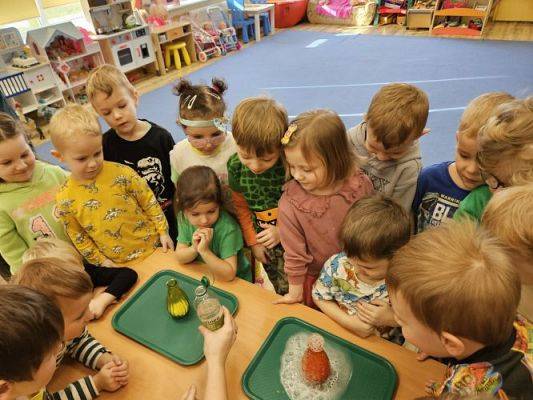 Grafika #70: 26.02.2024 Dzień Dinozaura - gr I