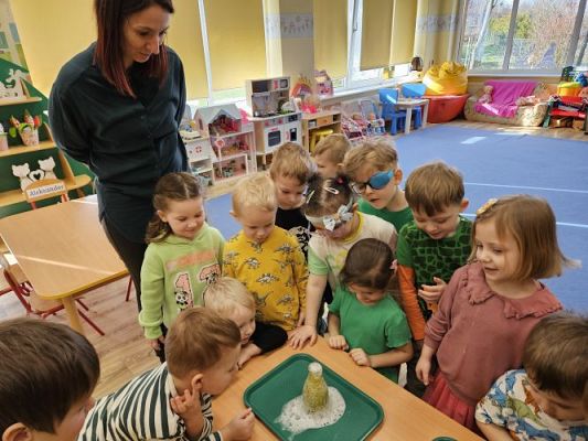 Grafika #72: 26.02.2024 Dzień Dinozaura - gr I