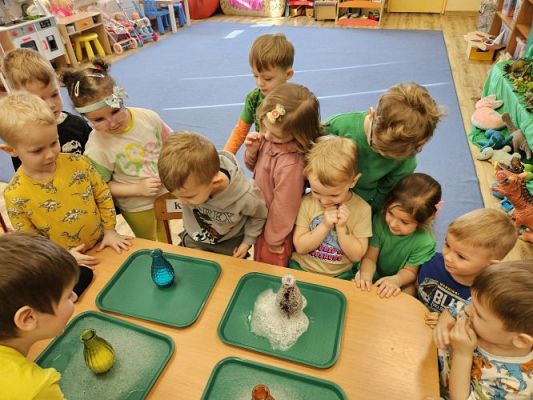 Grafika #74: 26.02.2024 Dzień Dinozaura - gr I