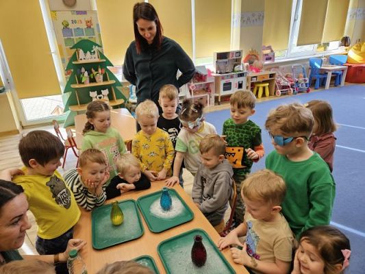 Grafika #79: 26.02.2024 Dzień Dinozaura - gr I