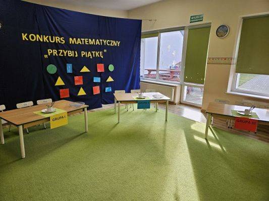 Grafika #2: 22.02.2024 Międzygrupowy konkurs matematyczny pn."Przybij piątkę"