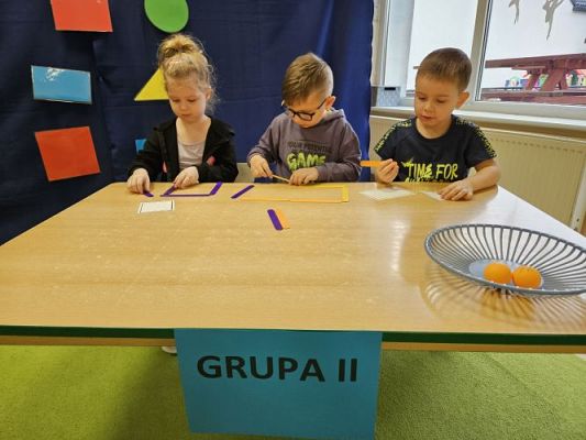 Grafika #24: 22.02.2024 Międzygrupowy konkurs matematyczny pn."Przybij piątkę"