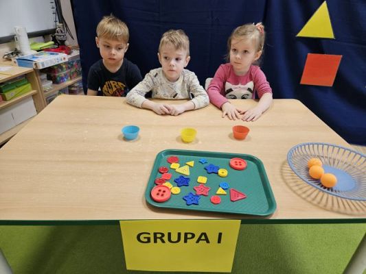 Grafika #32: 22.02.2024 Międzygrupowy konkurs matematyczny pn."Przybij piątkę"