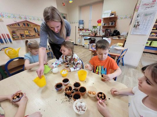 Grafika #17: 19.03.2024 Mali ogrodnicy gr II