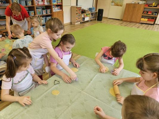 Grafika #23: 14-15.03.2024 Wielkanocne warsztaty cukiernicze w gr III