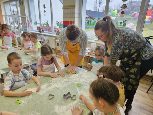 Grafika #26: 14-15.03.2024 Wielkanocne warsztaty cukiernicze w gr III