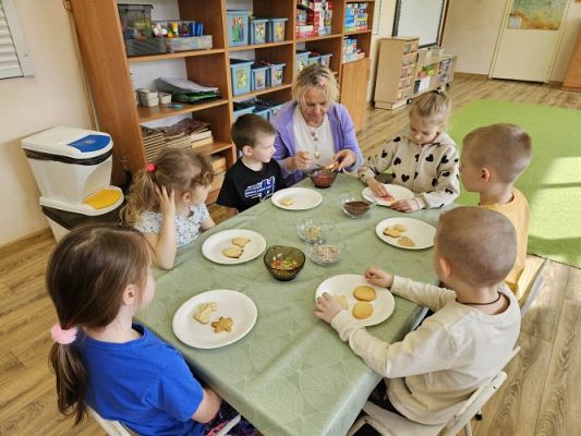 Grafika #36: 14-15.03.2024 Wielkanocne warsztaty cukiernicze w gr III