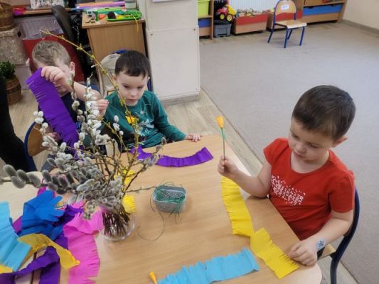 Grafika #28: 13.03.2024 Palmy wielkanocne - Warsztaty kreatywne w gr II