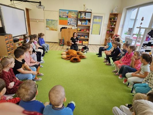 Grafika #0: 12.03.2024 Dogoterapia - gr III