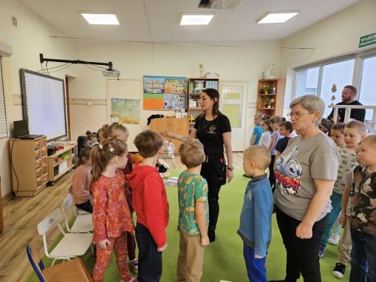 Grafika #64: 12.03.2024 Dogoterapia - gr III