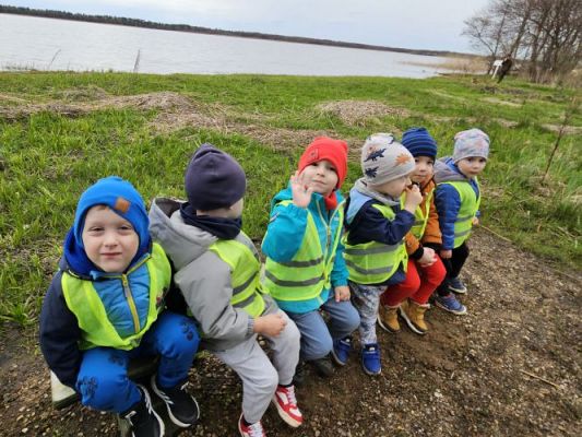 Grafika #93: 08.04.2024 Wycieczka do lasu - spotkanie z leśnikiem