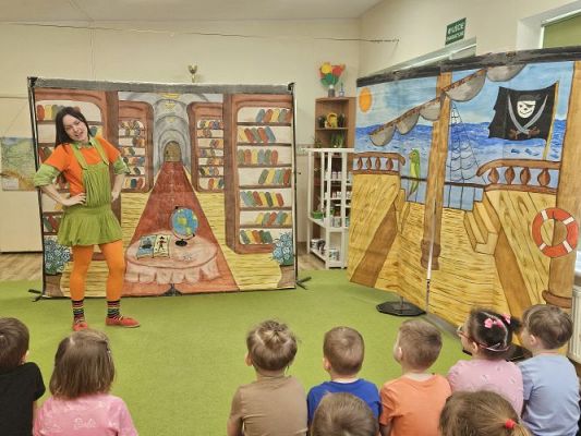 Grafika #5: 27.03.2024 Przedstawienie teatralne pt. "Pipi Langstrumpf"