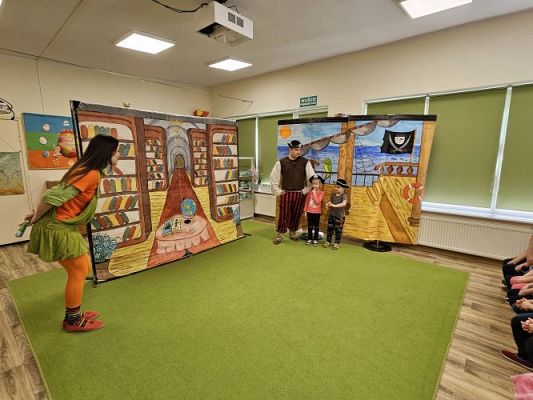 Grafika #12: 27.03.2024 Przedstawienie teatralne pt. "Pipi Langstrumpf"