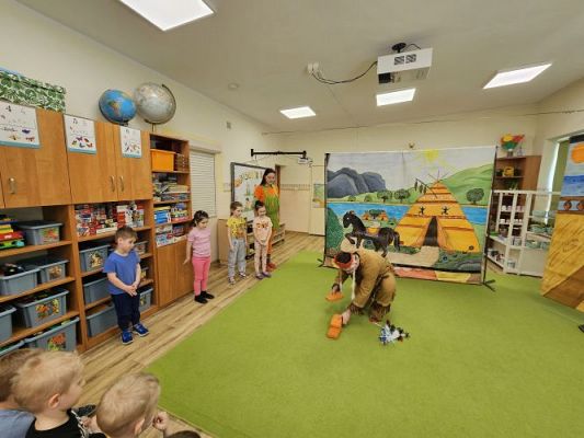 Grafika #23: 27.03.2024 Przedstawienie teatralne pt. "Pipi Langstrumpf"