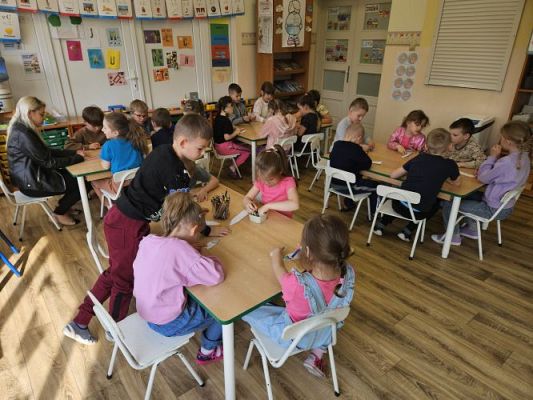 Grafika #23: 24.04.2024 Dzień Książki - spotkanie edukacyjno-czytelnicze z Panią Alicją Kisielewską