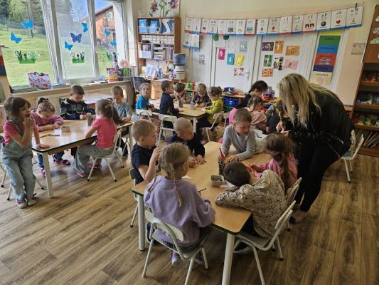 Grafika #25: 24.04.2024 Dzień Książki - spotkanie edukacyjno-czytelnicze z Panią Alicją Kisielewską