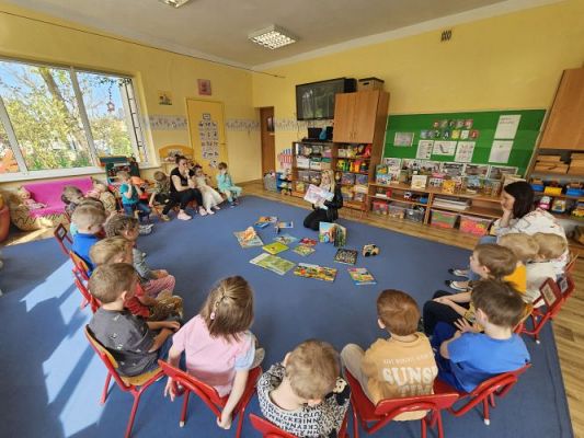 Grafika #38: 24.04.2024 Dzień Książki - spotkanie edukacyjno-czytelnicze z Panią Alicją Kisielewską