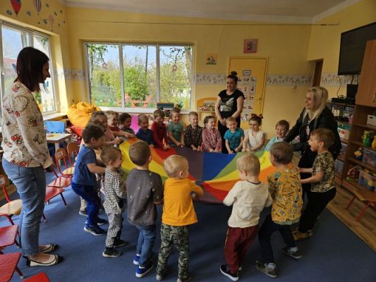 Grafika #46: 24.04.2024 Dzień Książki - spotkanie edukacyjno-czytelnicze z Panią Alicją Kisielewską