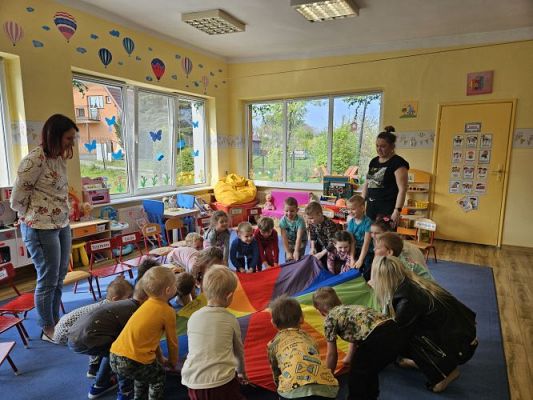 Grafika #48: 24.04.2024 Dzień Książki - spotkanie edukacyjno-czytelnicze z Panią Alicją Kisielewską