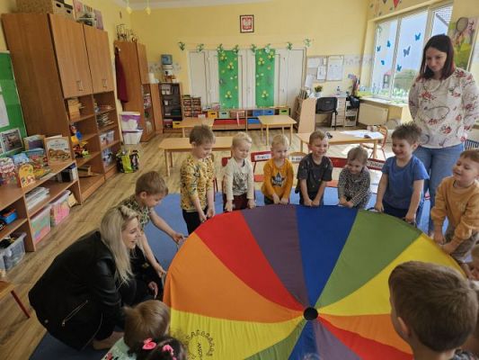 Grafika #51: 24.04.2024 Dzień Książki - spotkanie edukacyjno-czytelnicze z Panią Alicją Kisielewską