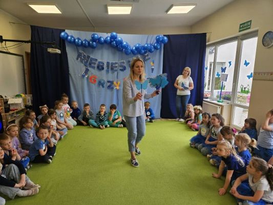 Grafika #19: 22.04.2024 Niebieskie Igrzyska