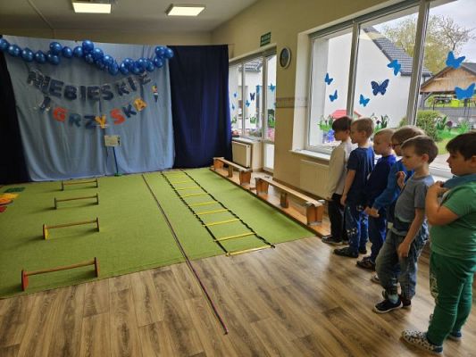 Grafika #39: 22.04.2024 Niebieskie Igrzyska