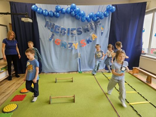 Grafika #58: 22.04.2024 Niebieskie Igrzyska