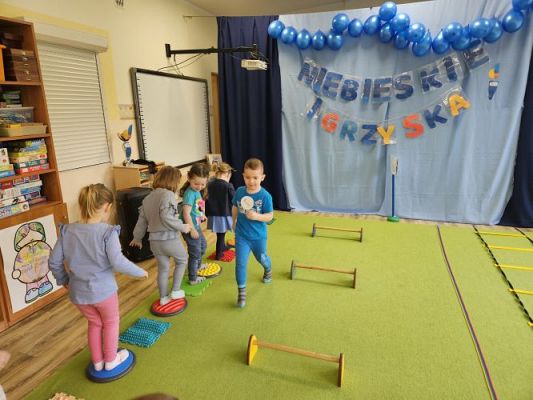 Grafika #63: 22.04.2024 Niebieskie Igrzyska