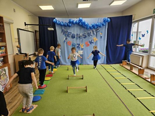 Grafika #77: 22.04.2024 Niebieskie Igrzyska