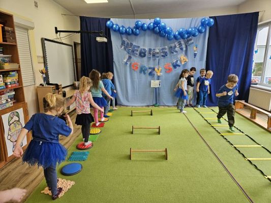 Grafika #80: 22.04.2024 Niebieskie Igrzyska