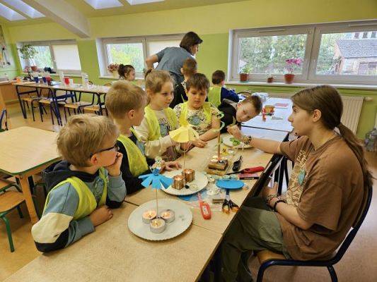 Grafika #18: 19.04.2024 Dzień Ziemi i Dzień Odnawialnych źródeł energii w Szkole Podstawowej w Wicku - cz.II