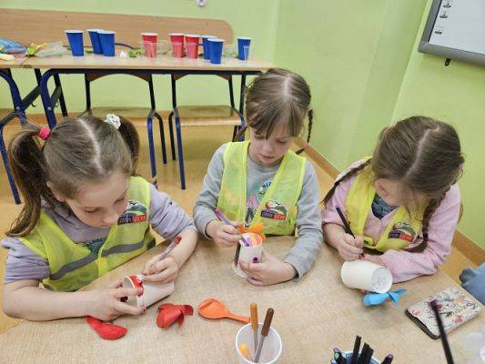 Grafika #44: 19.04.2024 Dzień Ziemi i Dzień Odnawialnych źródeł energii w Szkole Podstawowej w Wicku - cz.II