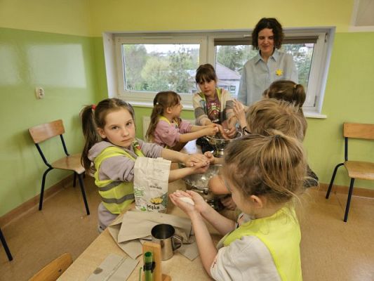 Grafika #75: 19.04.2024 Dzień Ziemi i Dzień Odnawialnych źródeł energii w Szkole Podstawowej w Wicku - cz.II