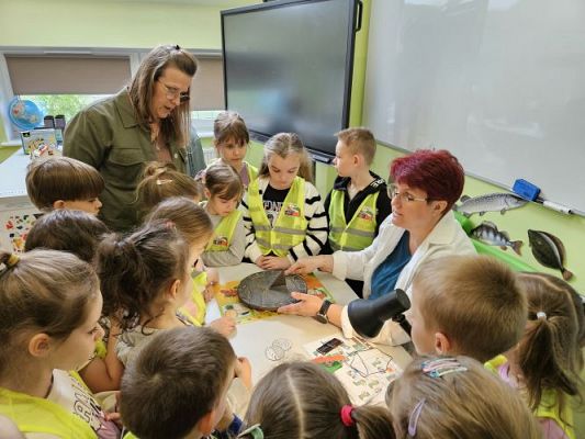 Grafika #23: 19.04.2024 Dzień Ziemi i Dzień Odnawialnych źródeł energii w Szkole Podstawowej w Wicku - cz.I