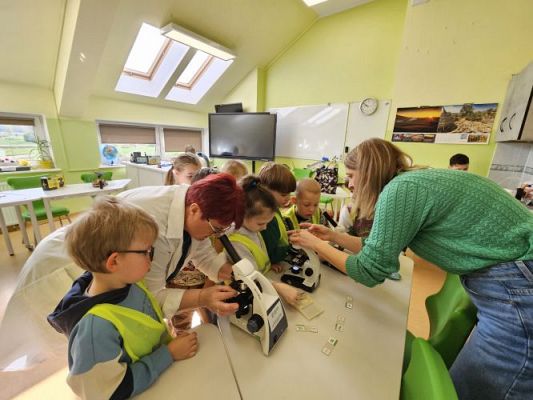 Grafika #73: 19.04.2024 Dzień Ziemi i Dzień Odnawialnych źródeł energii w Szkole Podstawowej w Wicku - cz.I