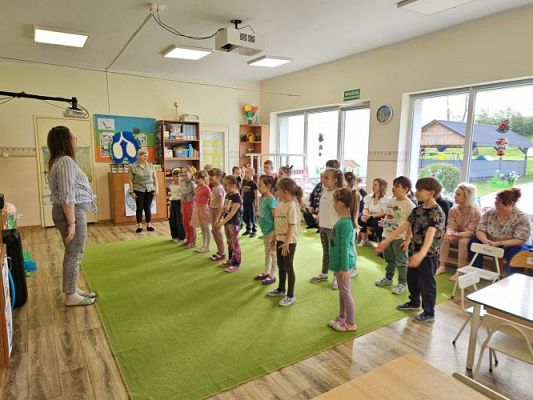 Grafika #2: 18.04.2024 Zajęcia otwarte dla rodziców w gr III