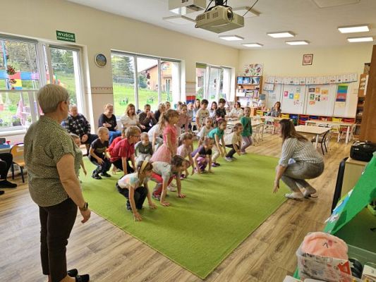 Grafika #5: 18.04.2024 Zajęcia otwarte dla rodziców w gr III